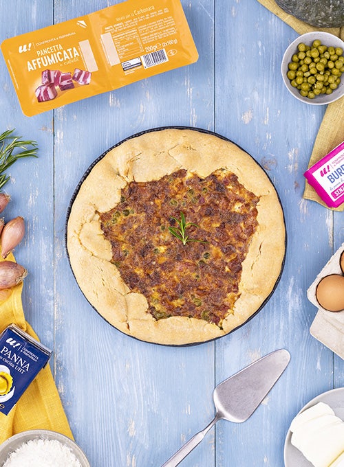 Torta salata con pancetta affumicata