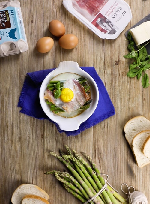 Terrina di asparagi, bacon e uova