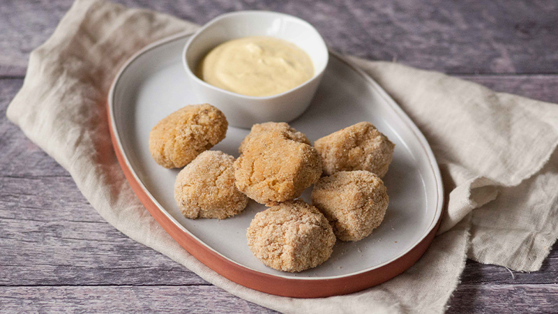 Polpette di quinoa con salsa allo yogurt